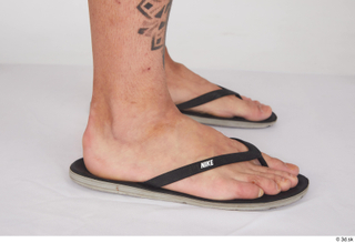 Garrott flip flops foot shoes 0007.jpg